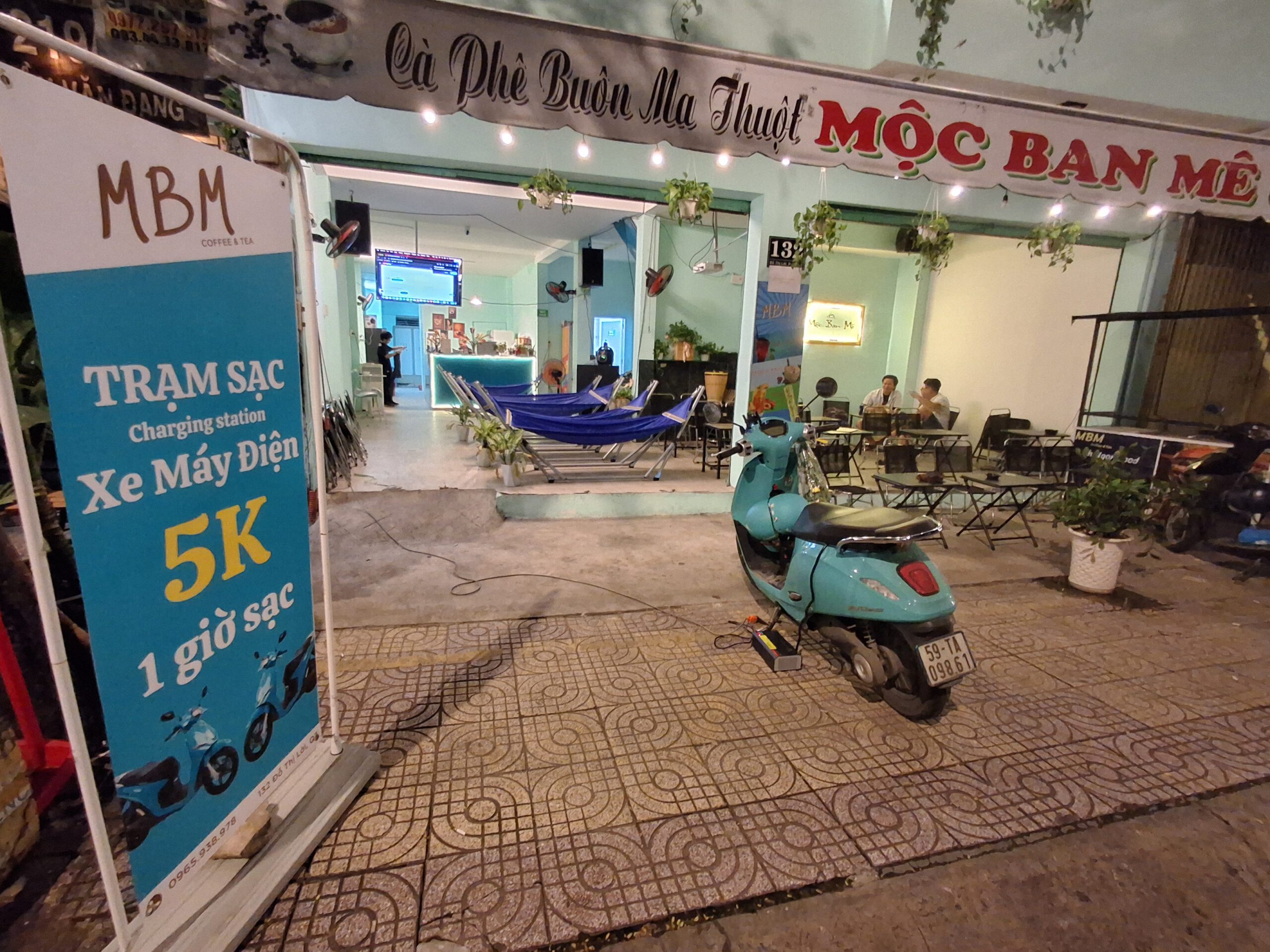 Trạm sạc 24/7 MBM